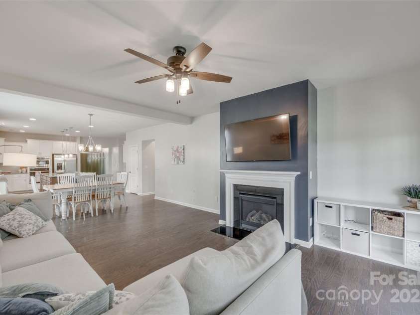 217 Barberry Drive, Belmont, NC 28012.  MLS# CAR4257813, YatesRealty ID 15881. 