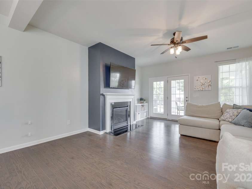 217 Barberry Drive, Belmont, NC 28012.  MLS# CAR4257813, YatesRealty ID 15881. 