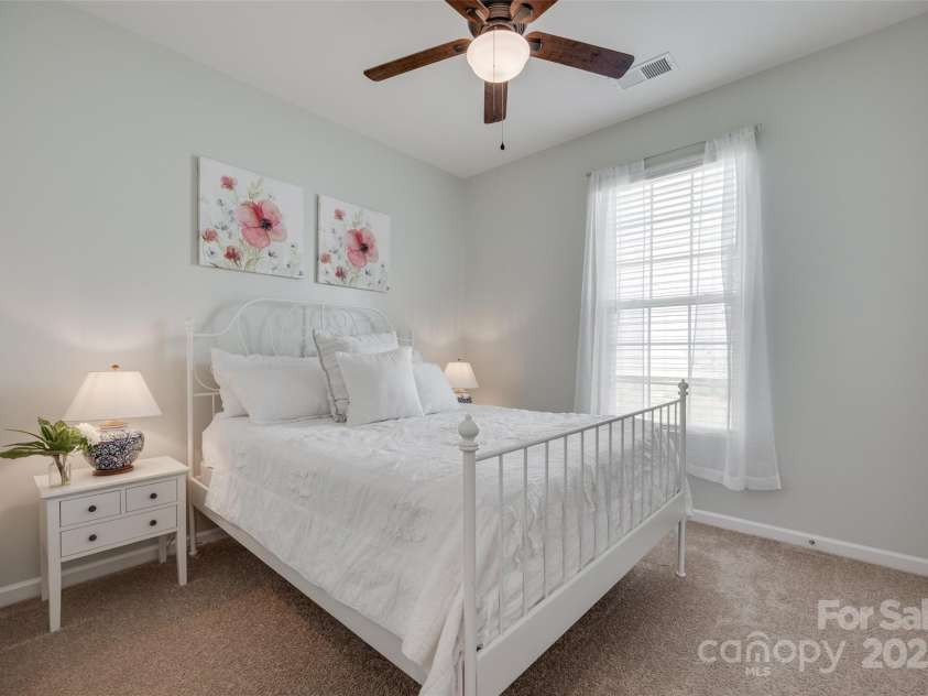 217 Barberry Drive, Belmont, NC 28012.  MLS# CAR4257813, YatesRealty ID 15881. 