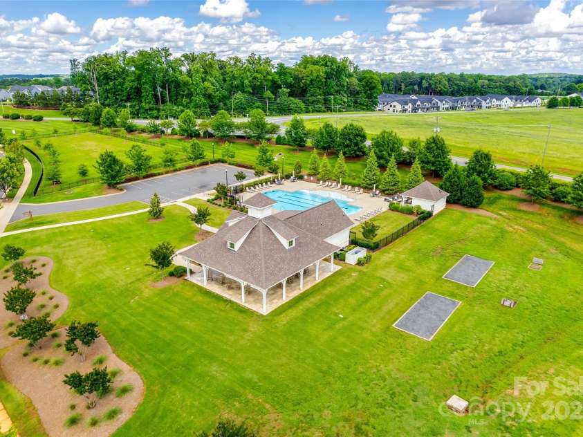 217 Barberry Drive, Belmont, NC 28012.  MLS# CAR4257813, YatesRealty ID 15881. 