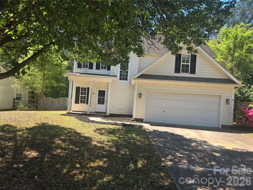 9303 Highrock Drive, Waxhaw, NC 28173.  MLS# CAR4372115, YatesRealty ID 15881. 