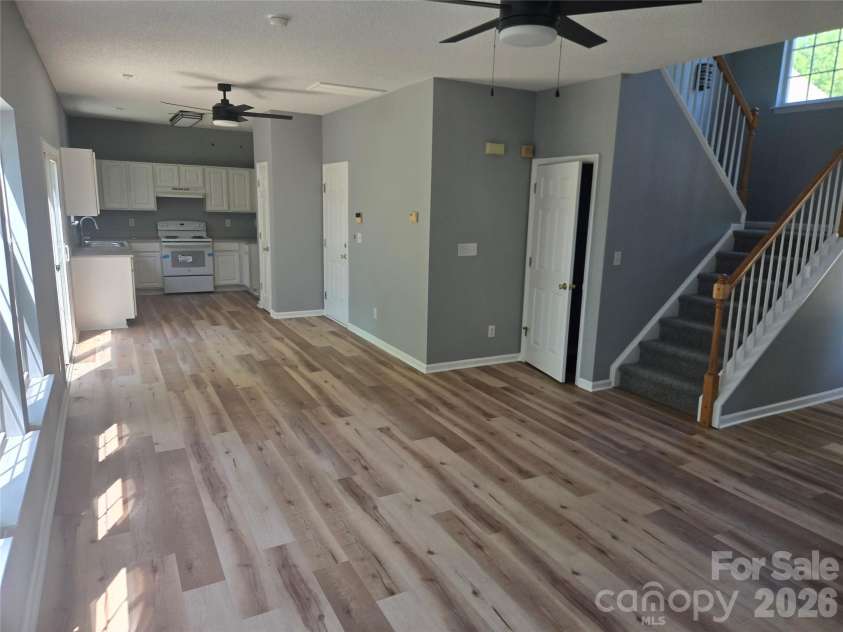 9303 Highrock Drive, Waxhaw, NC 28173.  MLS# CAR4372115, YatesRealty ID 15881. 