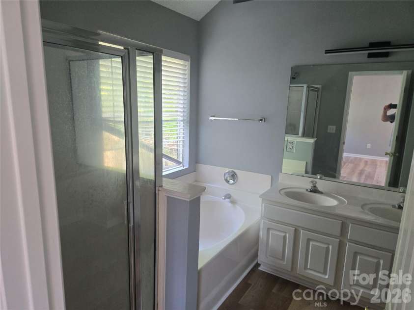 9303 Highrock Drive, Waxhaw, NC 28173.  MLS# CAR4372115, YatesRealty ID 15881. 
