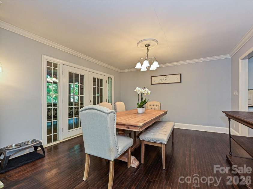 6604 Williams Road, Charlotte, NC 28215.  MLS# CAR4337545, YatesRealty ID 15882. Dining Room