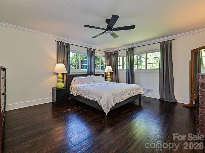 6604 Williams Road, Charlotte, NC 28215.  MLS# CAR4337545, YatesRealty ID 15882. Primary Bedroom