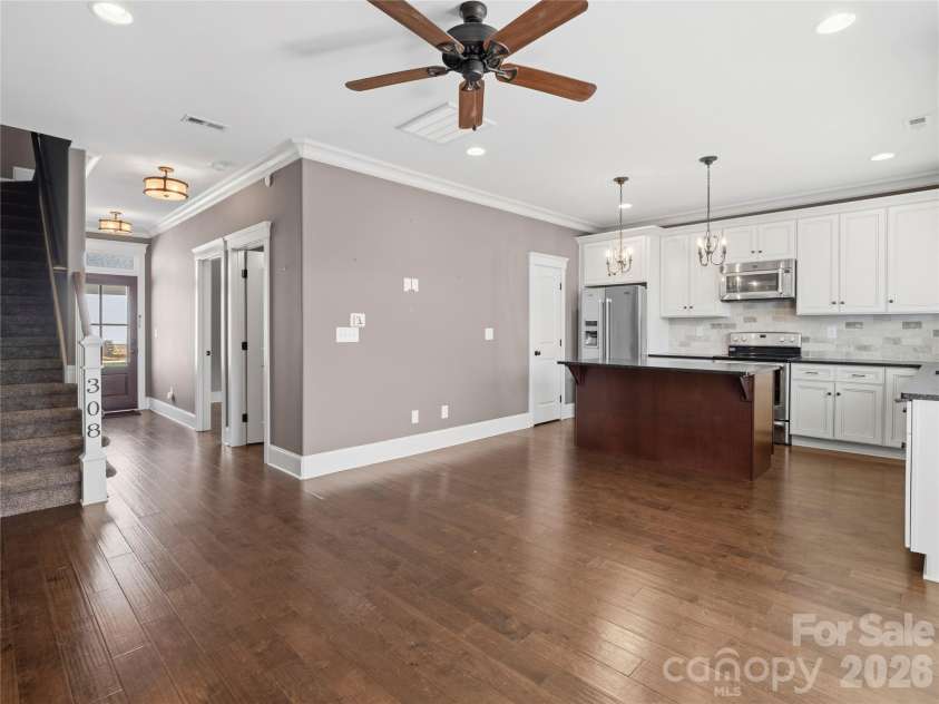 308 Rosemont Row, Belmont, NC 28012.  MLS# CAR4343510, YatesRealty ID 15883. Living Room with open Floorplan to Chef's Kitchen