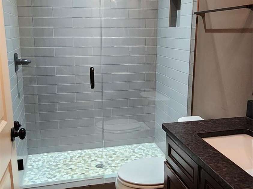 308 Rosemont Row, Belmont, NC 28012.  MLS# CAR4343510, YatesRealty ID 15883. Main Level Full Bath