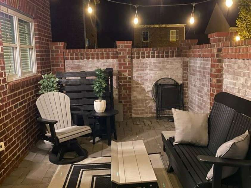 308 Rosemont Row, Belmont, NC 28012.  MLS# CAR4343510, YatesRealty ID 15883. Private Evening Time!