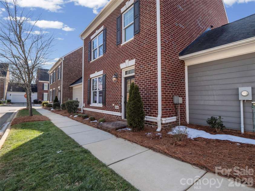 308 Rosemont Row, Belmont, NC 28012.  MLS# CAR4343510, YatesRealty ID 15883. Sidewalks through-out Belmont Reserve
