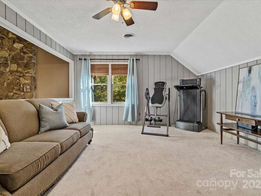 5084 Mariana Court, Tega Cay, SC 29708.  MLS# CAR4232743, YatesRealty ID 15883. 