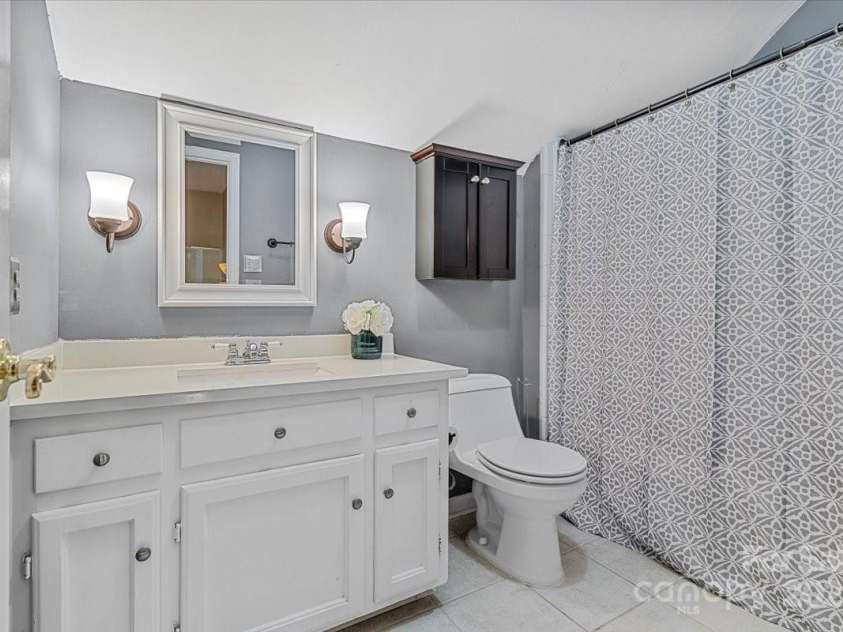 5084 Mariana Court, Tega Cay, SC 29708.  MLS# CAR4232743, YatesRealty ID 15883. 