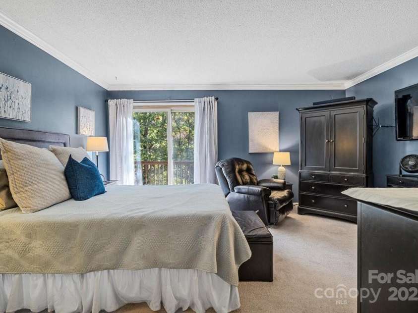 5084 Mariana Court, Tega Cay, SC 29708.  MLS# CAR4232743, YatesRealty ID 15883. 