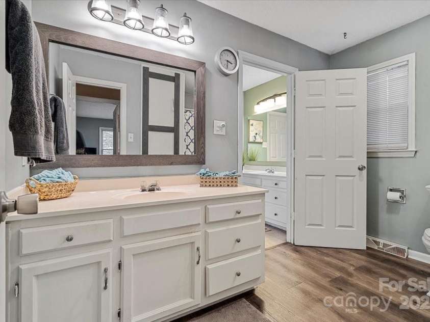 5084 Mariana Court, Tega Cay, SC 29708.  MLS# CAR4232743, YatesRealty ID 15883. 