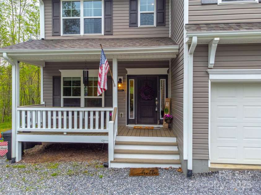 80 Stumpy Oak Road, Sylva, NC 28779.  MLS# CAR4250597, YatesRealty ID 15884. 