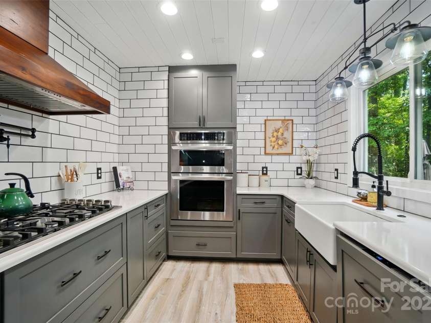 8501 Flanagan Court, Huntersville, NC 28078.  MLS# CAR4252598, YatesRealty ID 15886. 