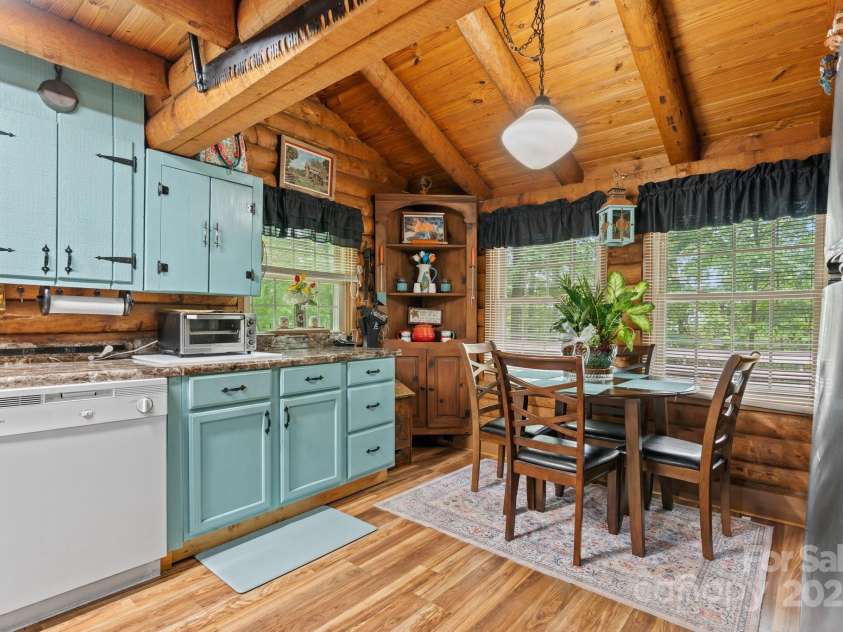 3763 Laurel Heights Drive, Morganton, NC 28655.  MLS# CAR4256545, YatesRealty ID 15887. 