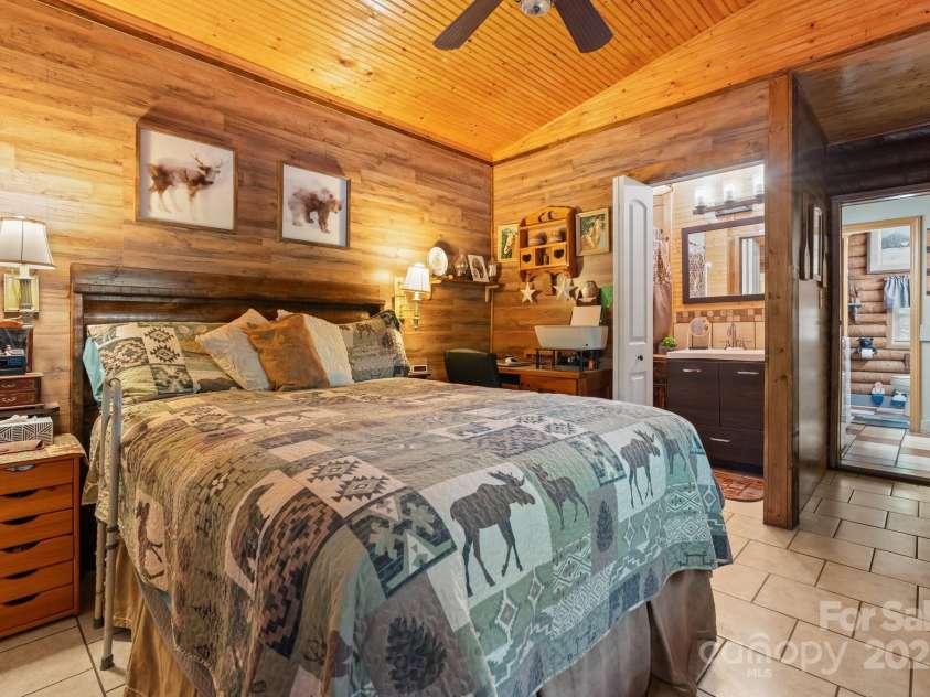 3763 Laurel Heights Drive, Morganton, NC 28655.  MLS# CAR4256545, YatesRealty ID 15887. 