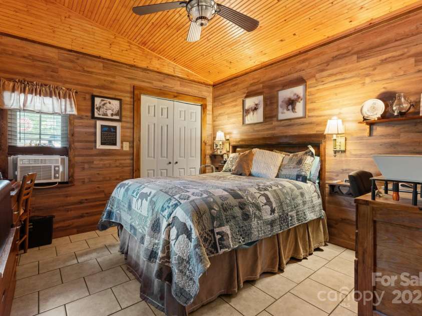 3763 Laurel Heights Drive, Morganton, NC 28655.  MLS# CAR4256545, YatesRealty ID 15887. 