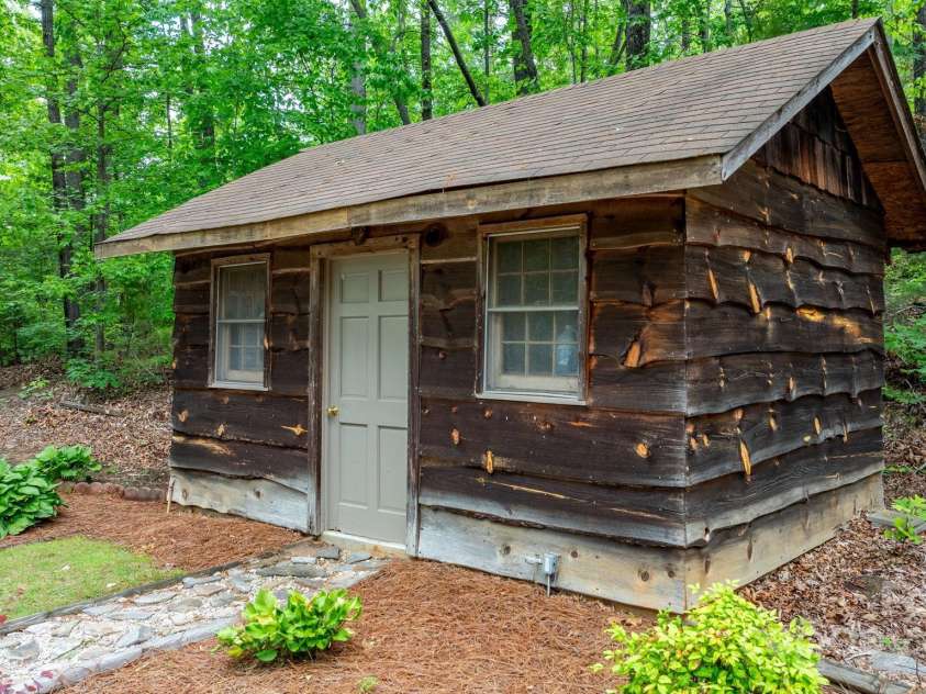 3763 Laurel Heights Drive, Morganton, NC 28655.  MLS# CAR4256545, YatesRealty ID 15887. 