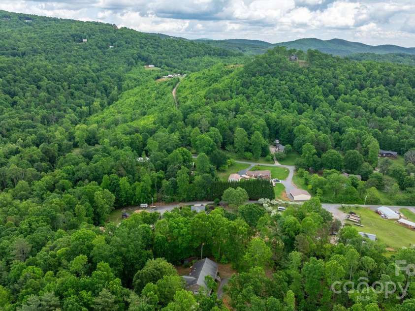 3763 Laurel Heights Drive, Morganton, NC 28655.  MLS# CAR4256545, YatesRealty ID 15887. 