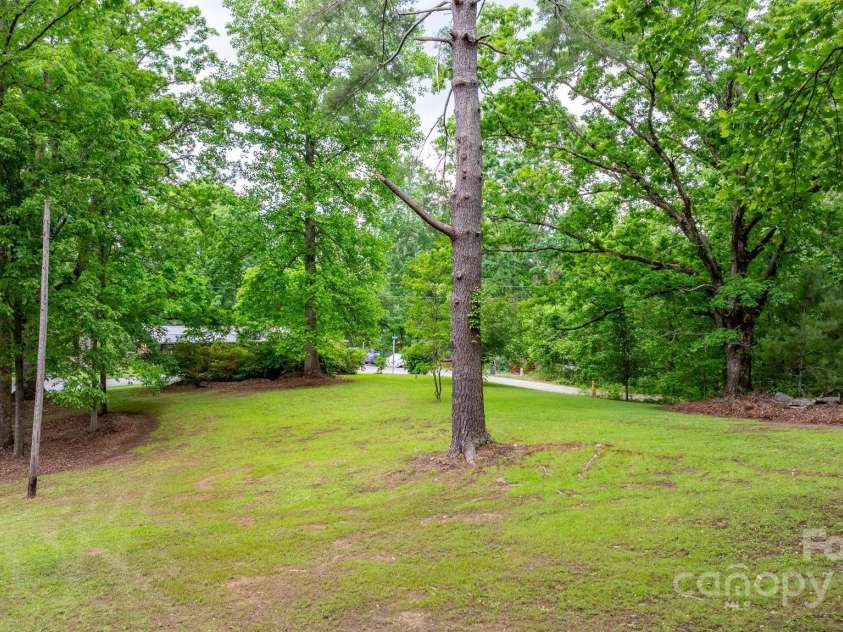 3763 Laurel Heights Drive, Morganton, NC 28655.  MLS# CAR4256545, YatesRealty ID 15887. 