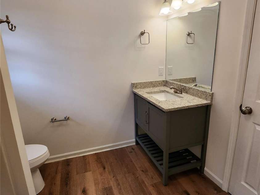 3641 Atlas Drive, Charlotte, NC 28269.  MLS# CAR4366521, YatesRealty ID 15888. Updated master bath