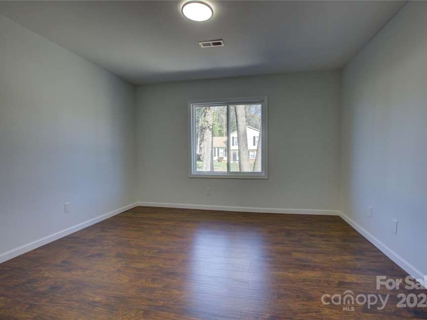 2515 Dion Avenue, Charlotte, NC 28212.  MLS# CAR4207111, YatesRealty ID 15889. 