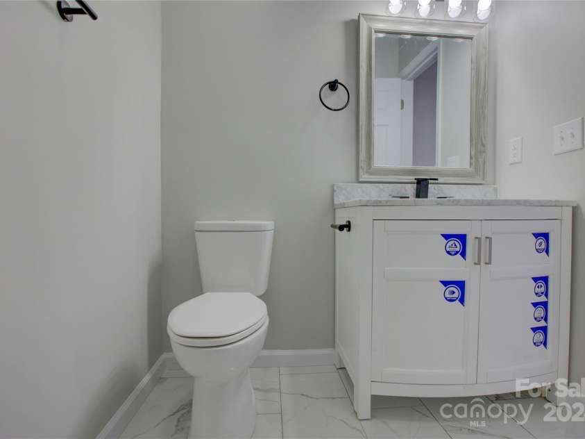 2515 Dion Avenue, Charlotte, NC 28212.  MLS# CAR4207111, YatesRealty ID 15889. 