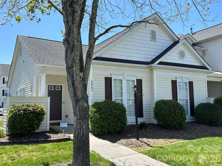 4047 Center Place Drive, Harrisburg, NC 28075.  MLS# CAR4367583, YatesRealty ID 15889. 