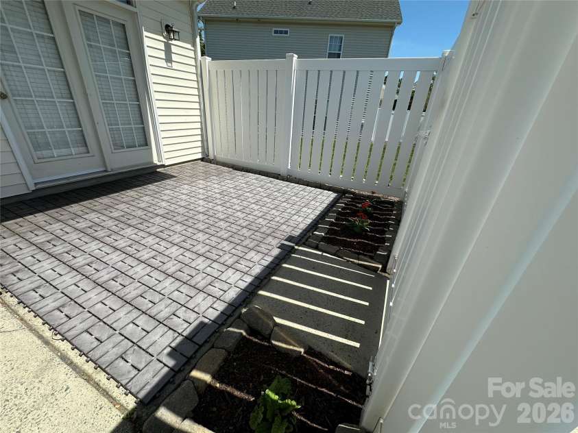 4047 Center Place Drive, Harrisburg, NC 28075.  MLS# CAR4367583, YatesRealty ID 15889. 