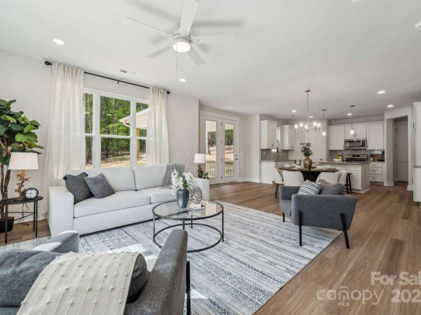 1112 Allman Extension, Mount Pleasant, NC 28124.  MLS# CAR4248138, YatesRealty ID 15890. Living Room