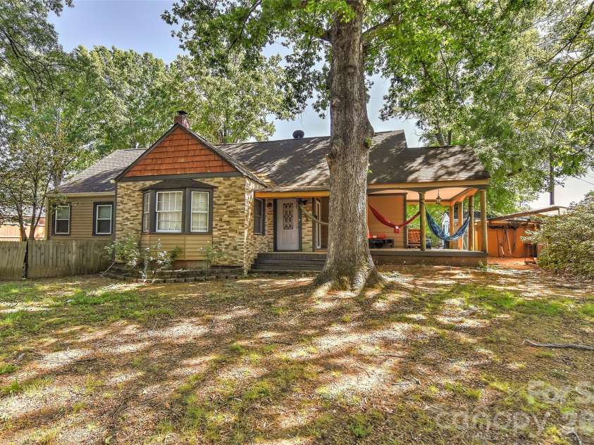 608 Worley Street, Monroe, NC 28112.  MLS# CAR4371352, YatesRealty ID 15890. 
