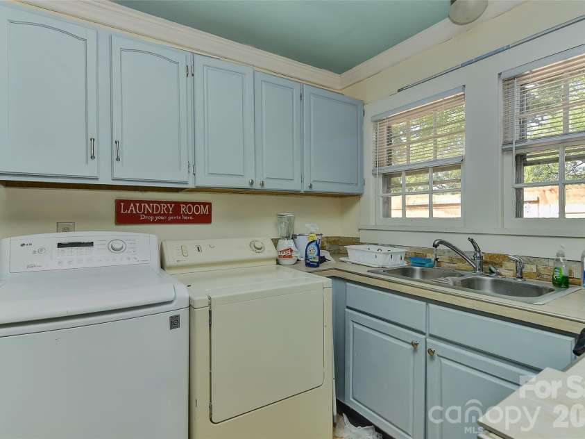 608 Worley Street, Monroe, NC 28112.  MLS# CAR4371352, YatesRealty ID 15890. 