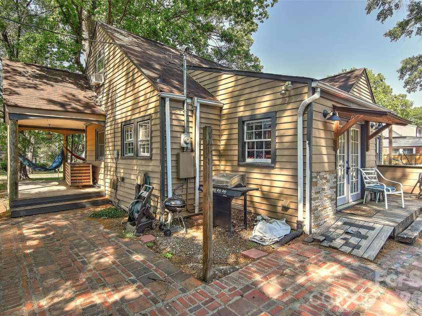 608 Worley Street, Monroe, NC 28112.  MLS# CAR4371352, YatesRealty ID 15890. 