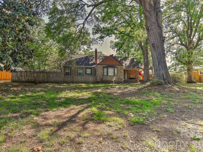 608 Worley Street, Monroe, NC 28112.  MLS# CAR4371352, YatesRealty ID 15890. 