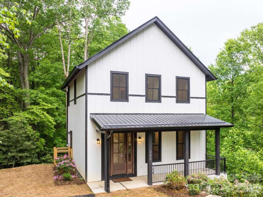 131 Bryce Way, Boone, NC 28607.  MLS# CAR4329202, YatesRealty ID 15891. 