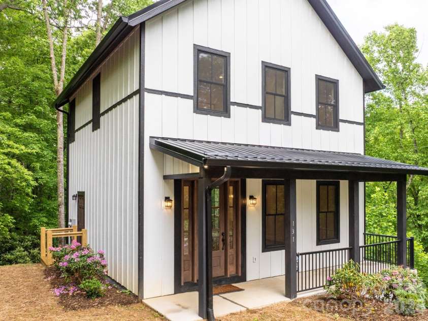 131 Bryce Way, Boone, NC 28607.  MLS# CAR4329202, YatesRealty ID 15891. 