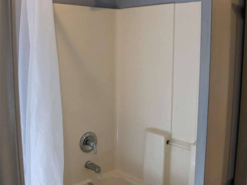 2325 Perry Road, Denver, NC 28037.  MLS# CAR4372829, YatesRealty ID 15892. Guest Shower