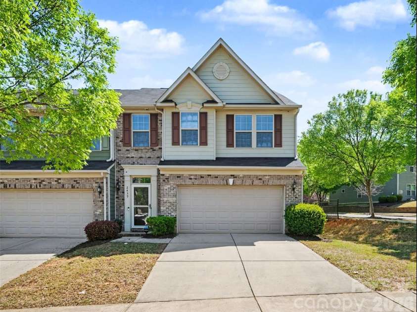 2459 Alyssa Lane, Charlotte, NC 28208.  MLS# CAR4369187, YatesRealty ID 15894. 
