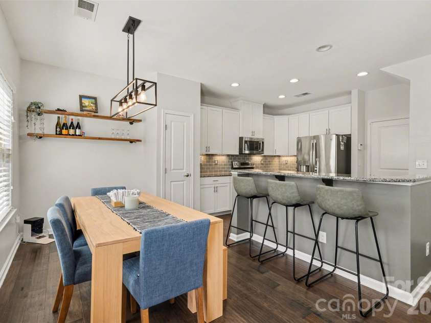 2459 Alyssa Lane, Charlotte, NC 28208.  MLS# CAR4369187, YatesRealty ID 15894. 
