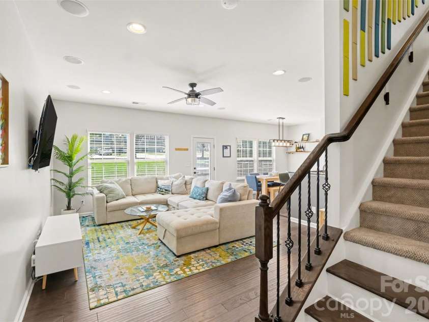 2459 Alyssa Lane, Charlotte, NC 28208.  MLS# CAR4369187, YatesRealty ID 15894. 