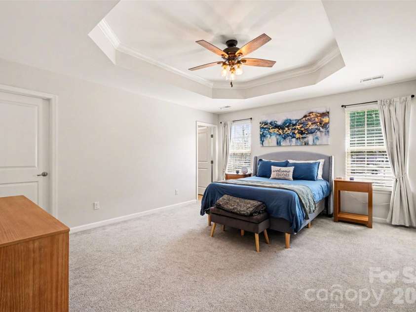 2459 Alyssa Lane, Charlotte, NC 28208.  MLS# CAR4369187, YatesRealty ID 15894. 