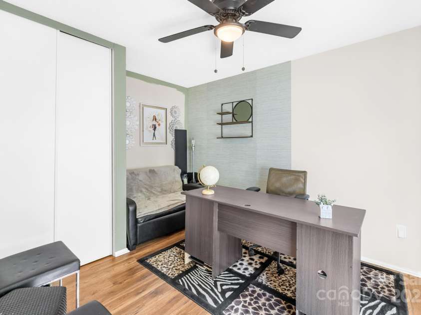 7407 Mystic Lane, Charlotte, NC 28227.  MLS# CAR4248873, YatesRealty ID 15895. 