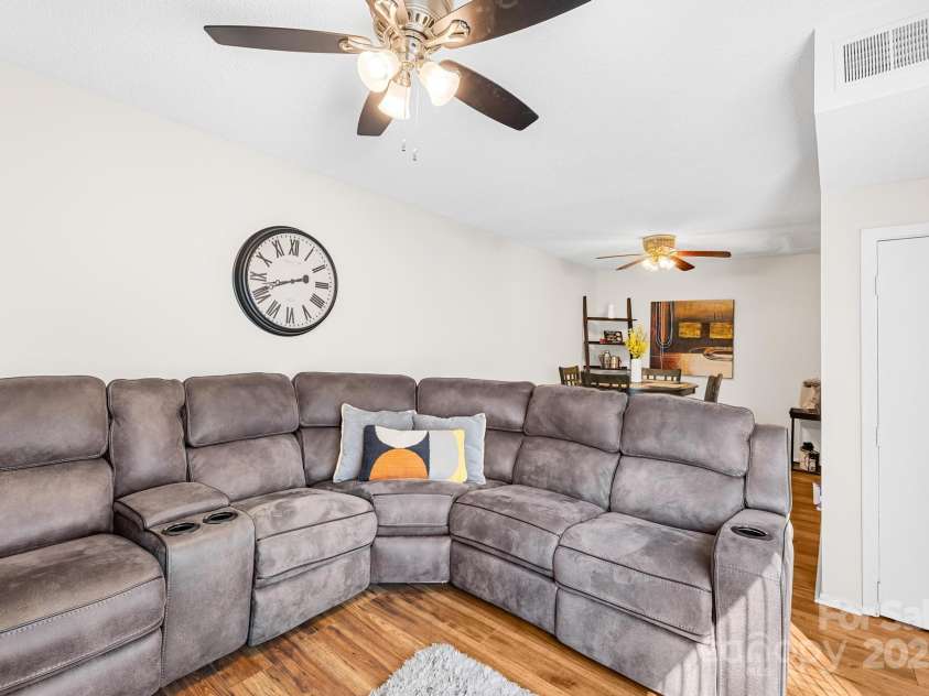 7407 Mystic Lane, Charlotte, NC 28227.  MLS# CAR4248873, YatesRealty ID 15895. 