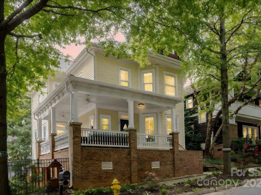734 10th Street, Charlotte, NC 28202.  MLS# CAR4240870, YatesRealty ID 15898. 