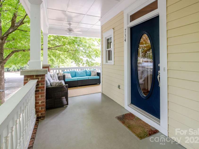 734 10th Street, Charlotte, NC 28202.  MLS# CAR4240870, YatesRealty ID 15898. 