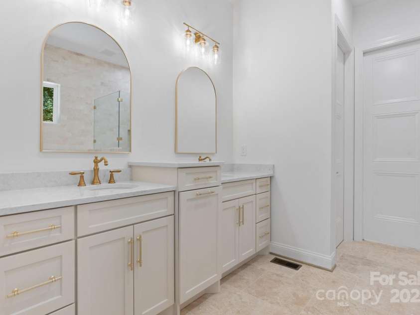 111 Greens Road, Granite Falls, NC 28630.  MLS# CAR4255784, YatesRealty ID 15899. 