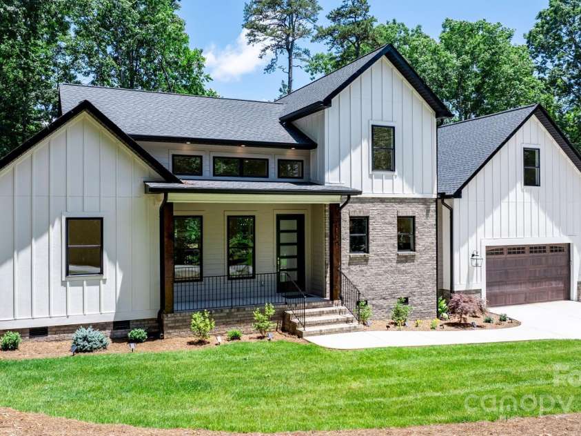 111 Greens Road, Granite Falls, NC 28630.  MLS# CAR4255784, YatesRealty ID 15899. 