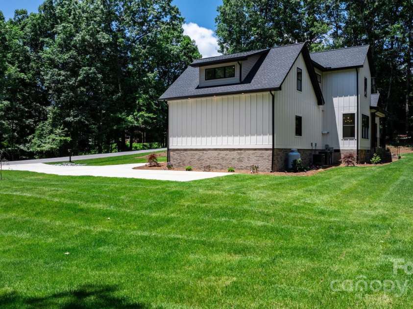 111 Greens Road, Granite Falls, NC 28630.  MLS# CAR4255784, YatesRealty ID 15899. 