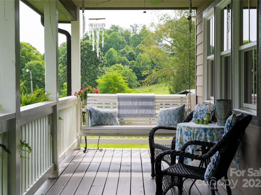144 Golf Course Road, Waynesville, NC 28786.  MLS# CAR4164891, YatesRealty ID 159. 